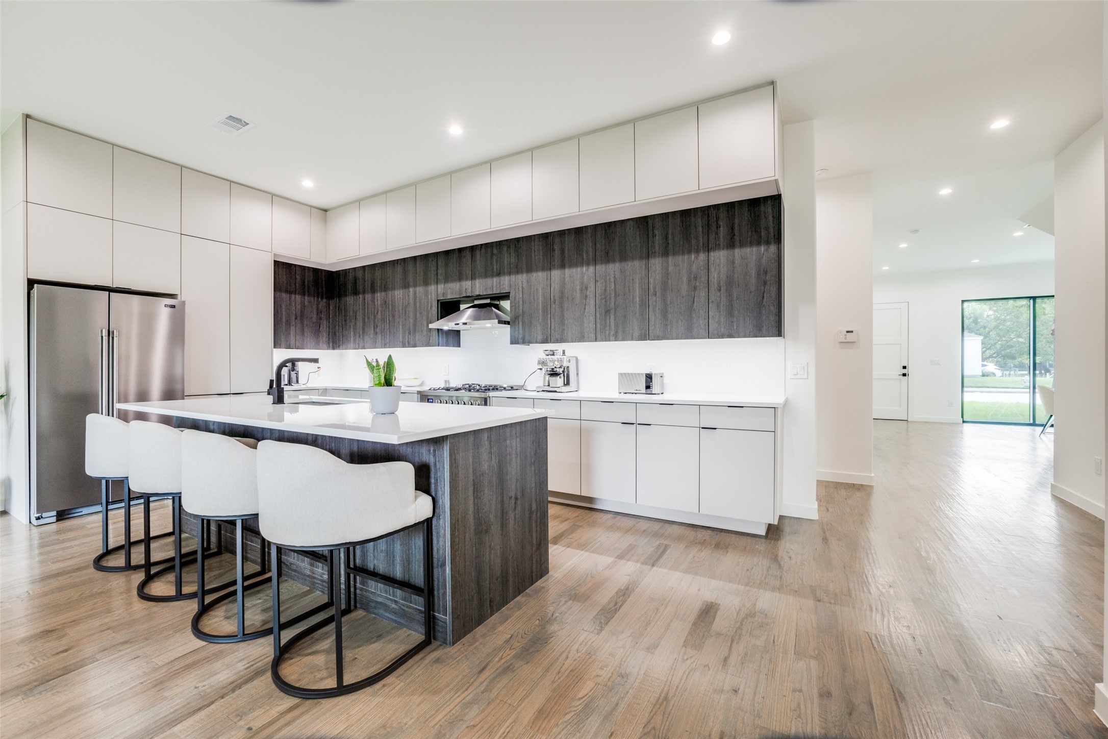 3423 N Winnetka Avenue Dallas TX 75212