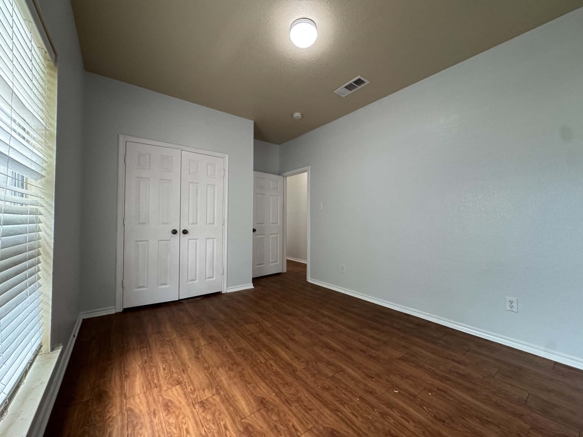 813 Betty Court Hurst TX 76053