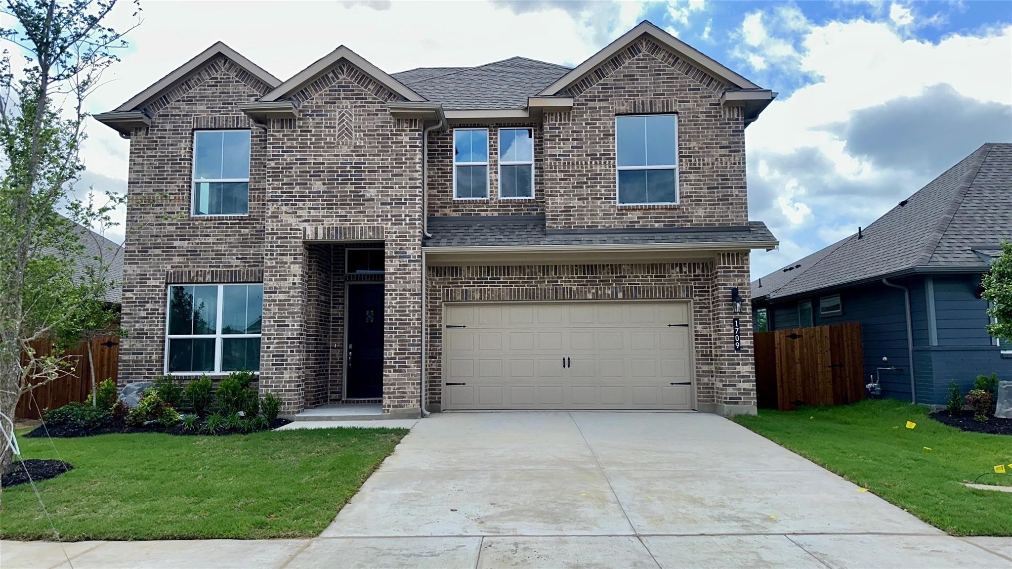1709 Sparrow Street Denton TX 76205
