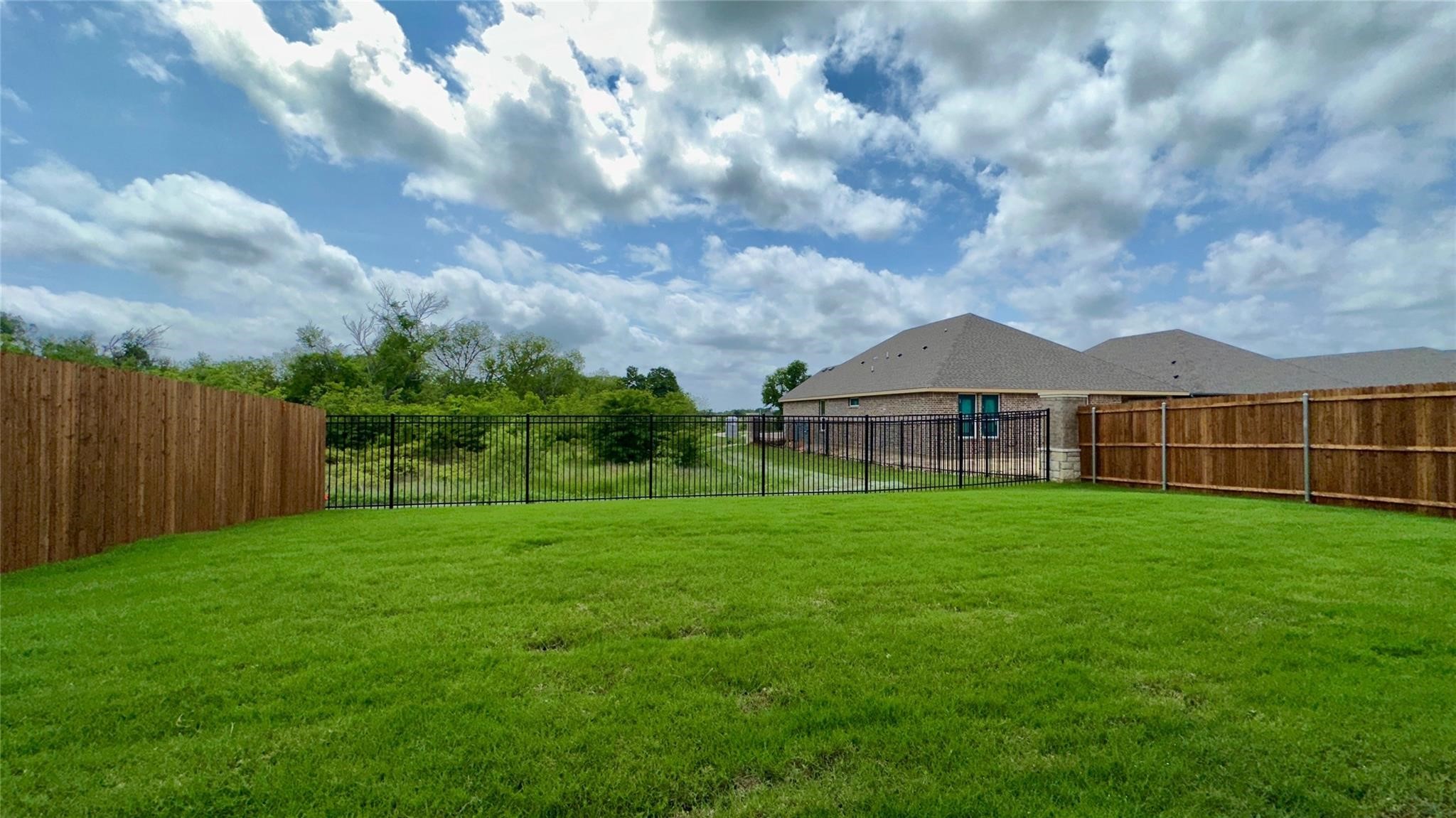 1709 Sparrow Street Denton TX 76205