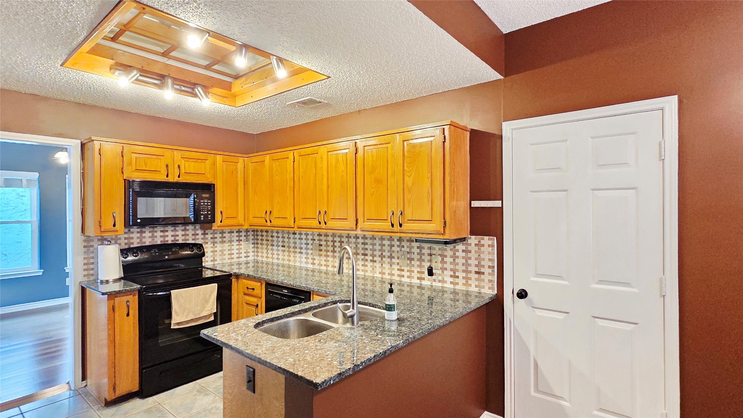 2122 Arbor Creek Drive Carrollton TX 75010