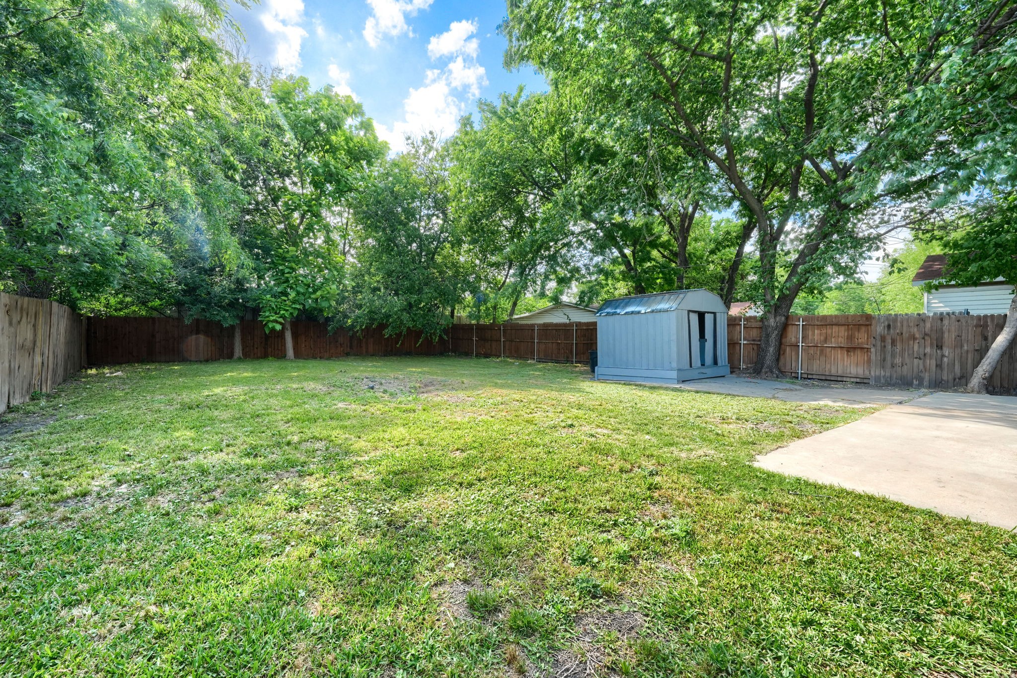 3033 Ballinger Drive Garland TX 75041