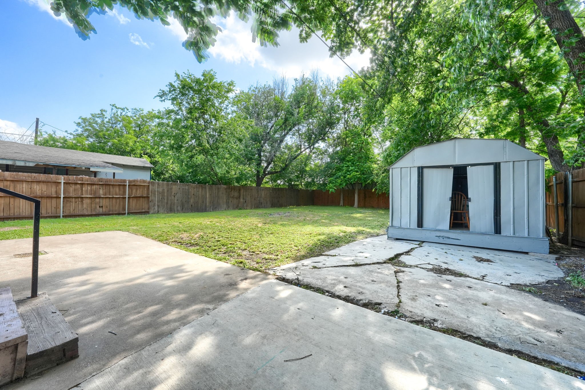 3033 Ballinger Drive Garland TX 75041