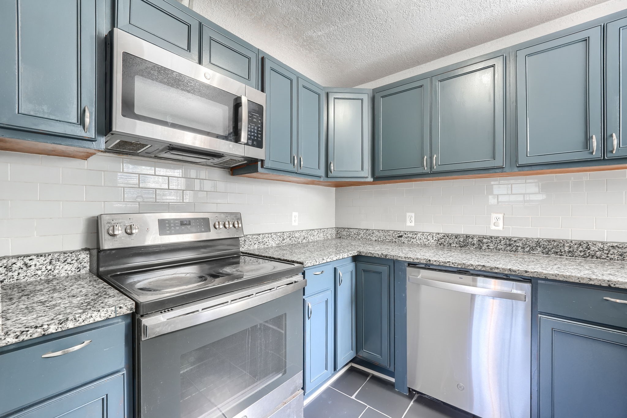 3033 Ballinger Drive Garland TX 75041