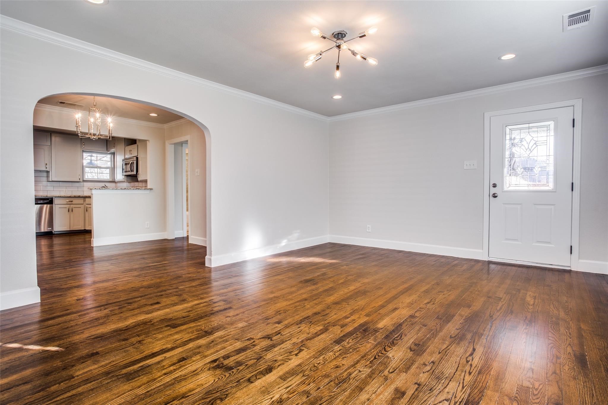 3147 Hedgerow Drive Dallas TX 75235