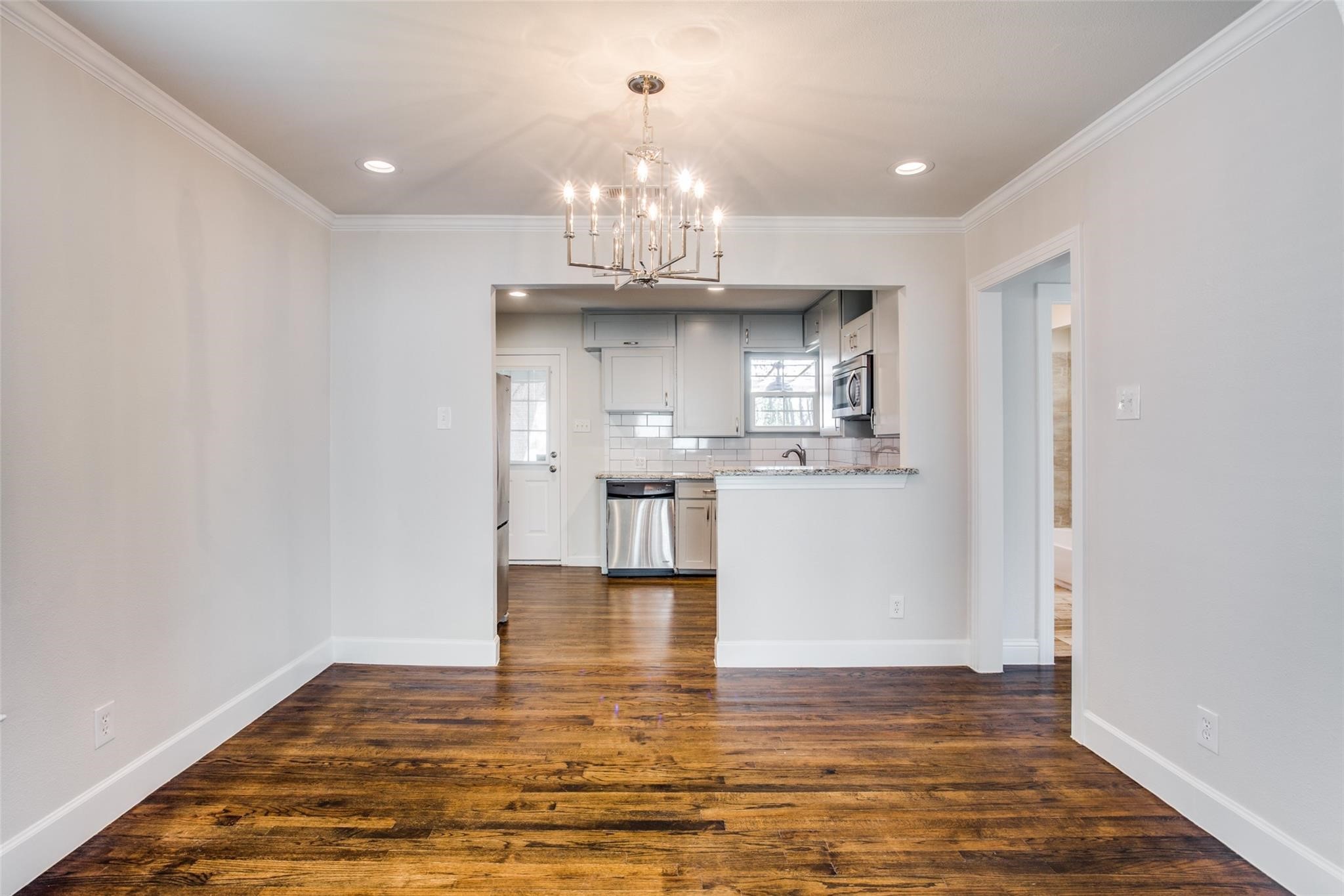 3147 Hedgerow Drive Dallas TX 75235