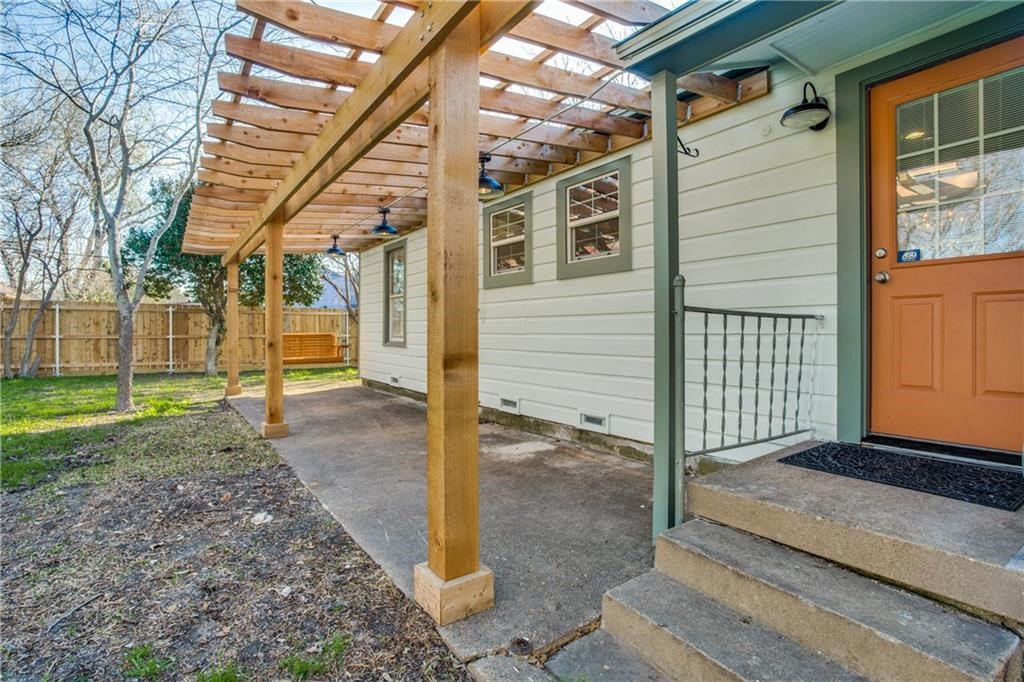 3147 Hedgerow Drive Dallas TX 75235