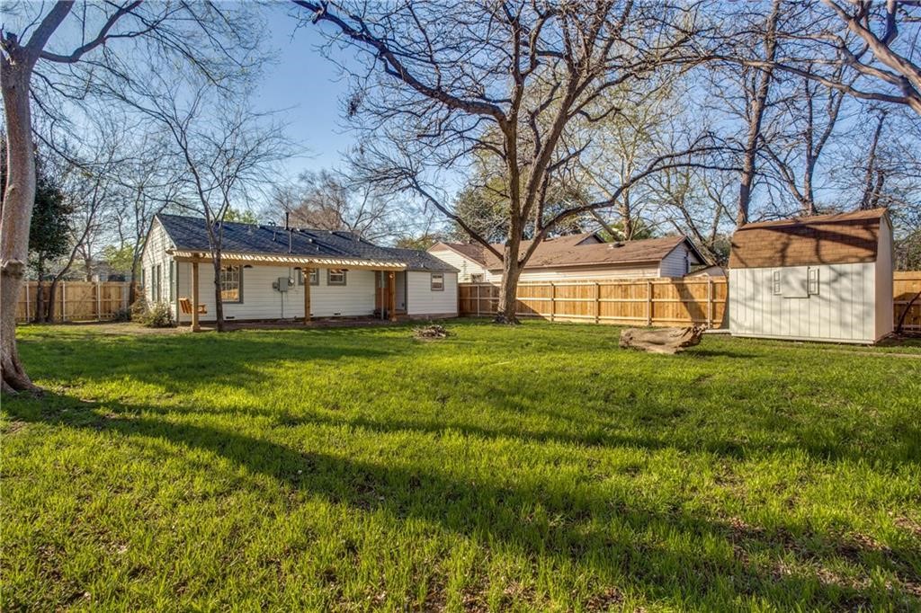 3147 Hedgerow Drive Dallas TX 75235