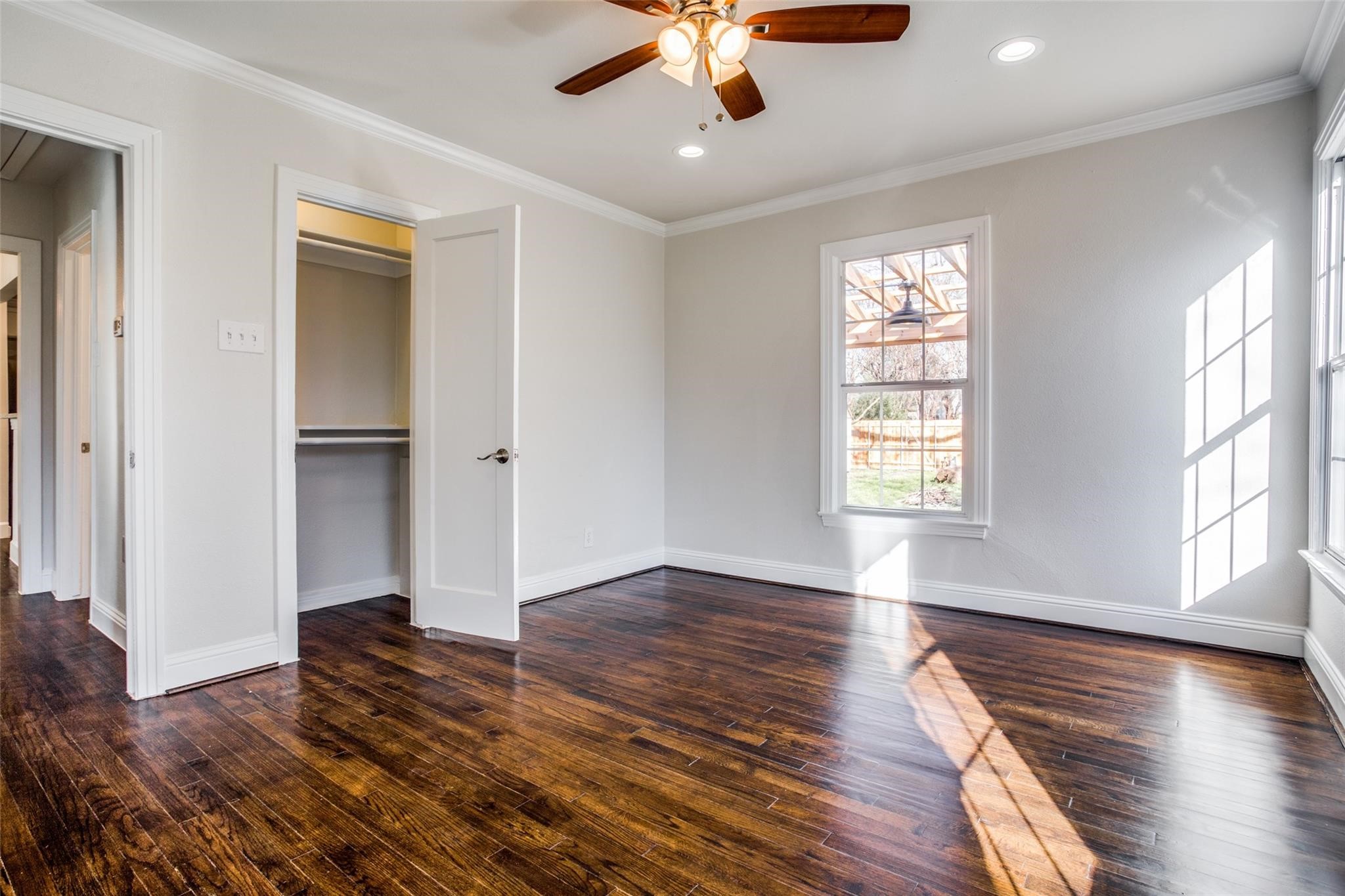 3147 Hedgerow Drive Dallas TX 75235