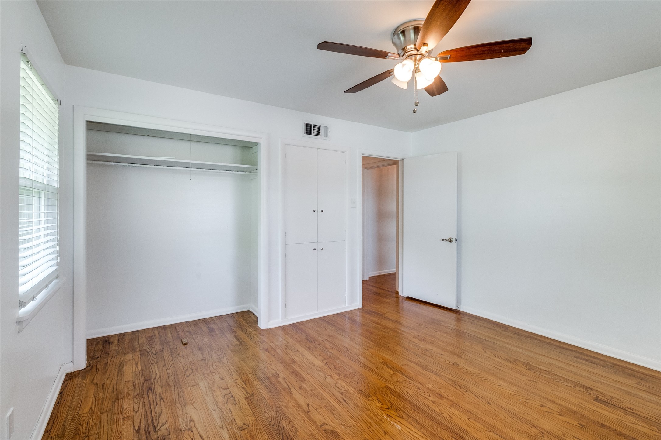6418 E Lovers Lane Dallas TX 75214