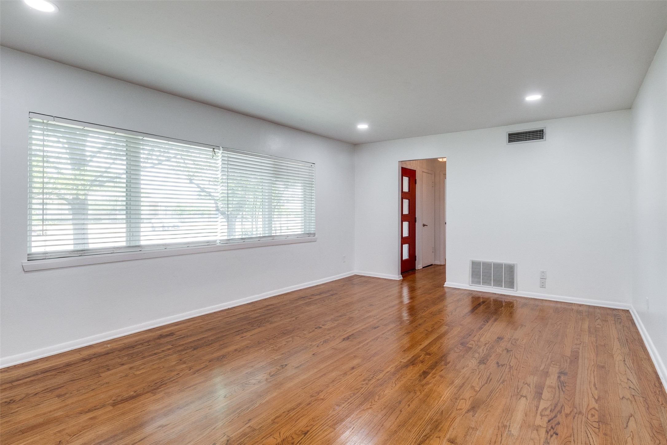 6418 E Lovers Lane Dallas TX 75214