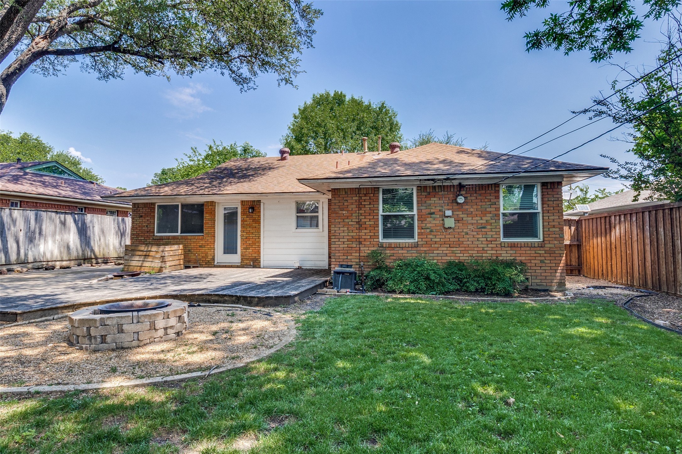 6418 E Lovers Lane Dallas TX 75214