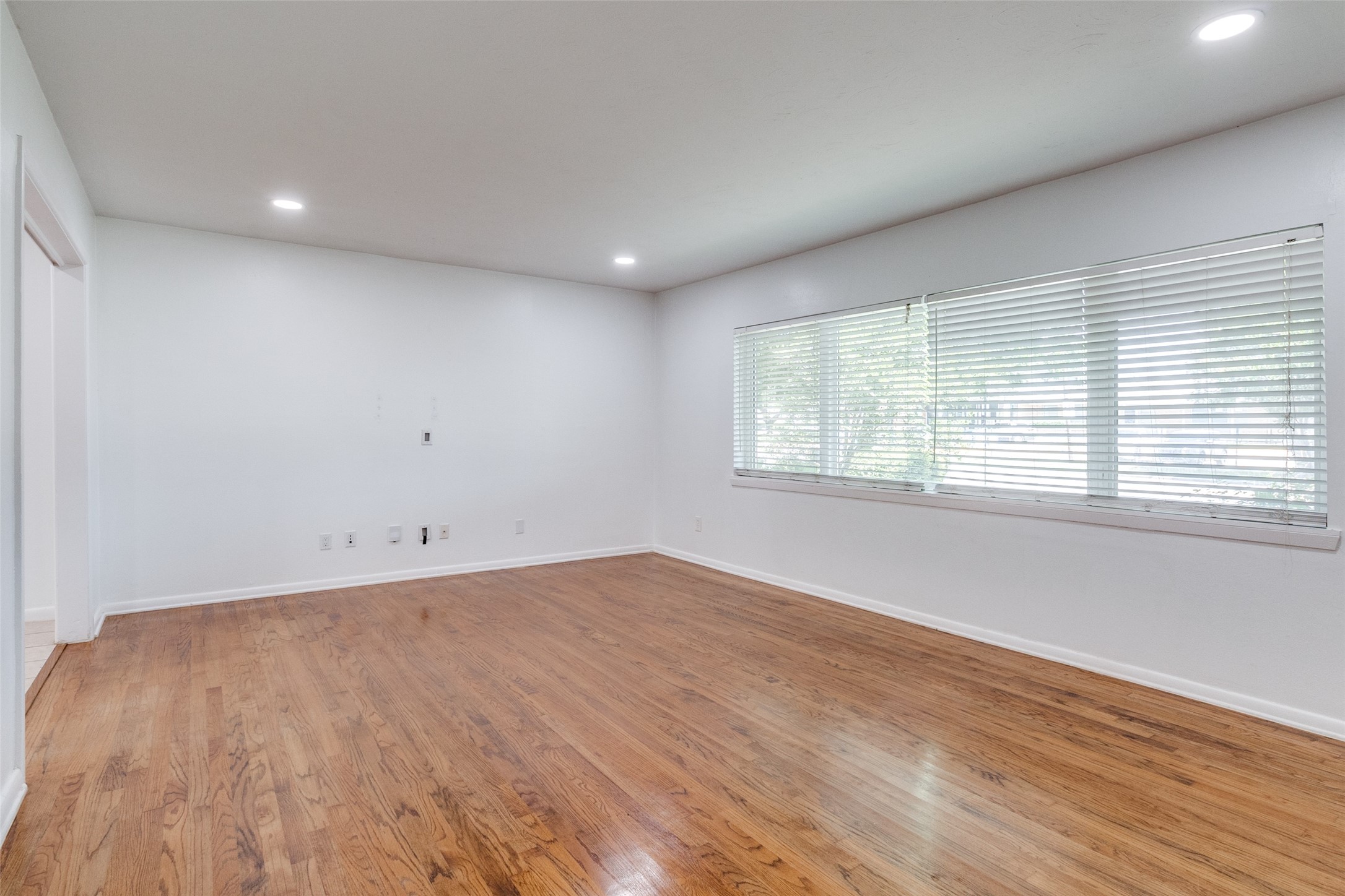 6418 E Lovers Lane Dallas TX 75214