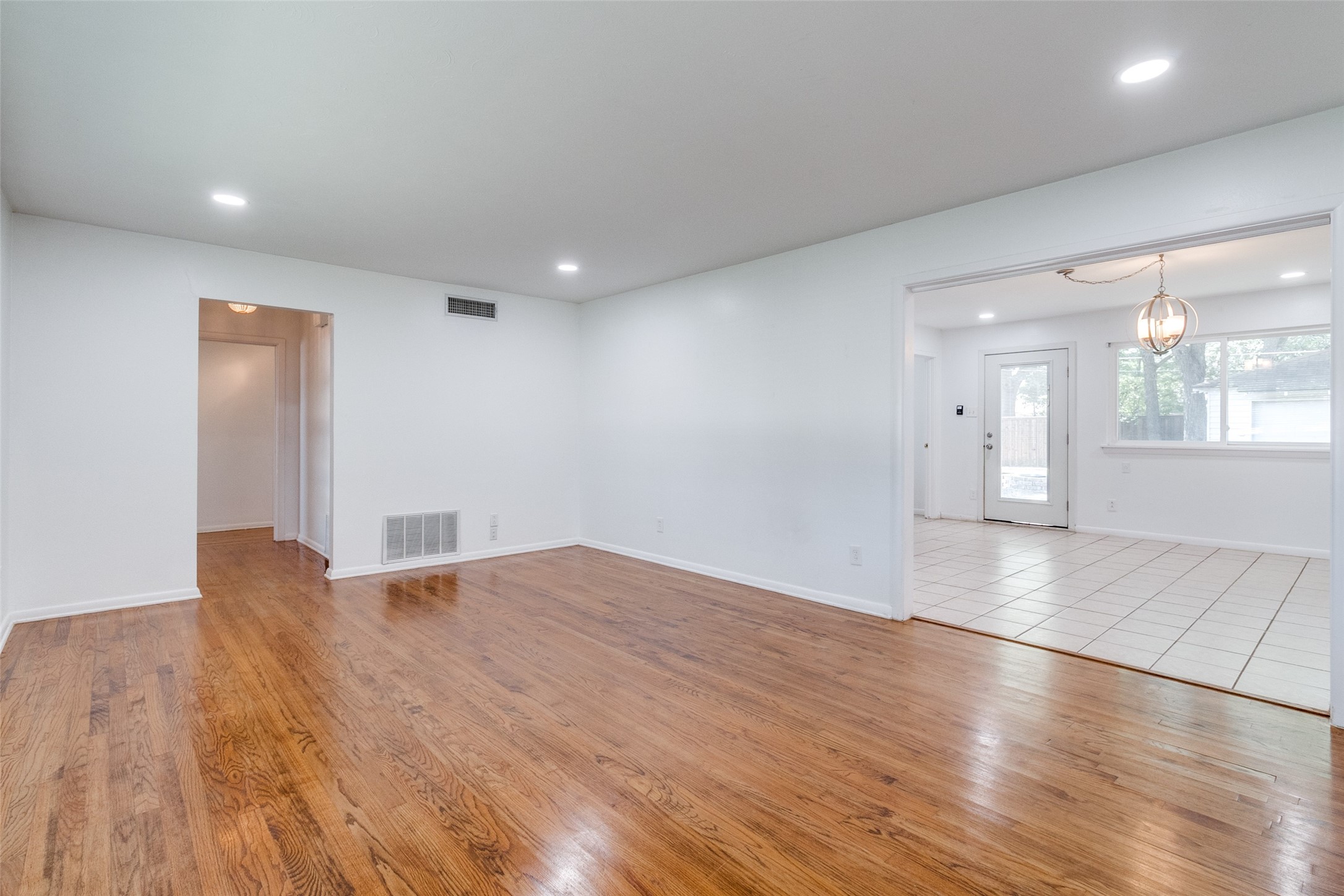 6418 E Lovers Lane Dallas TX 75214