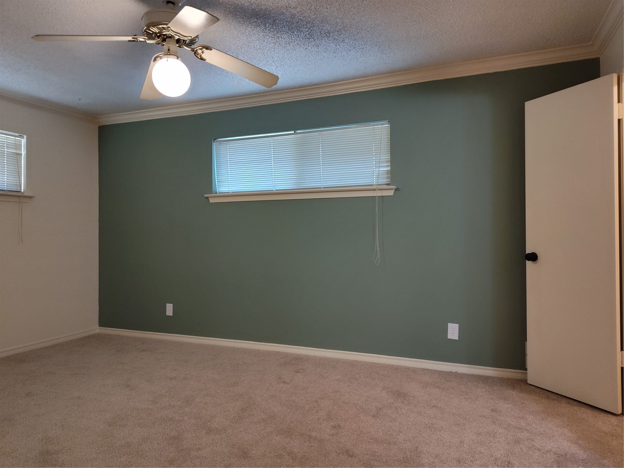 910 Worcester Lane Garland TX 75040