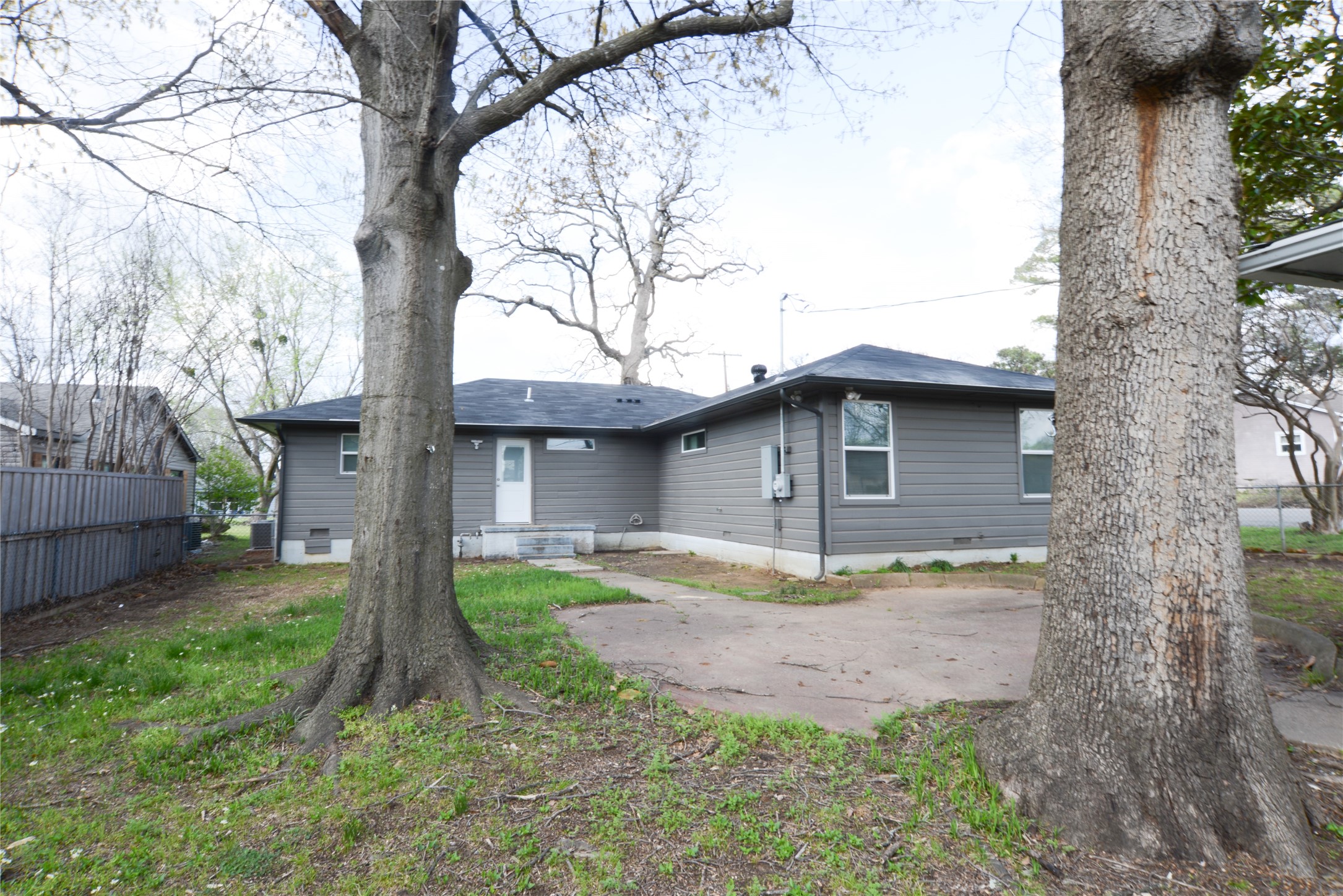 1400 W Shepherd Street Denison TX 75020