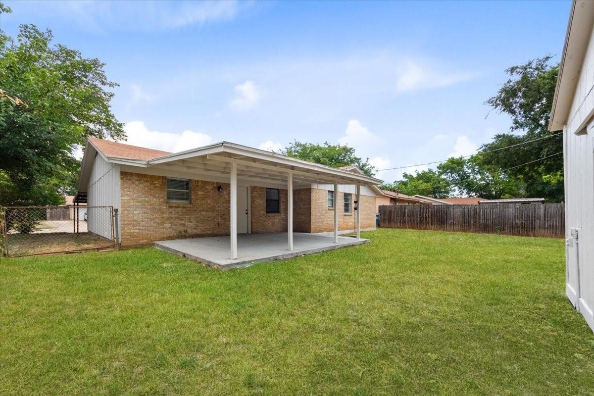 1628 Americana Boulevard Blue Mound TX 76131