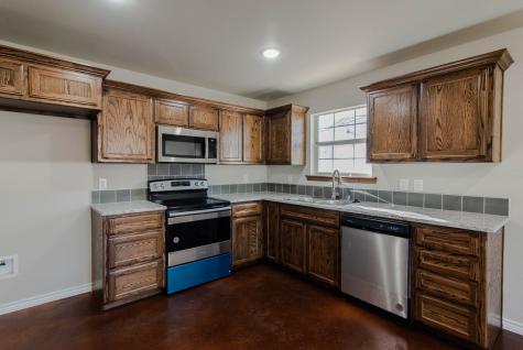 1014 Pine Street Bonham TX 75418