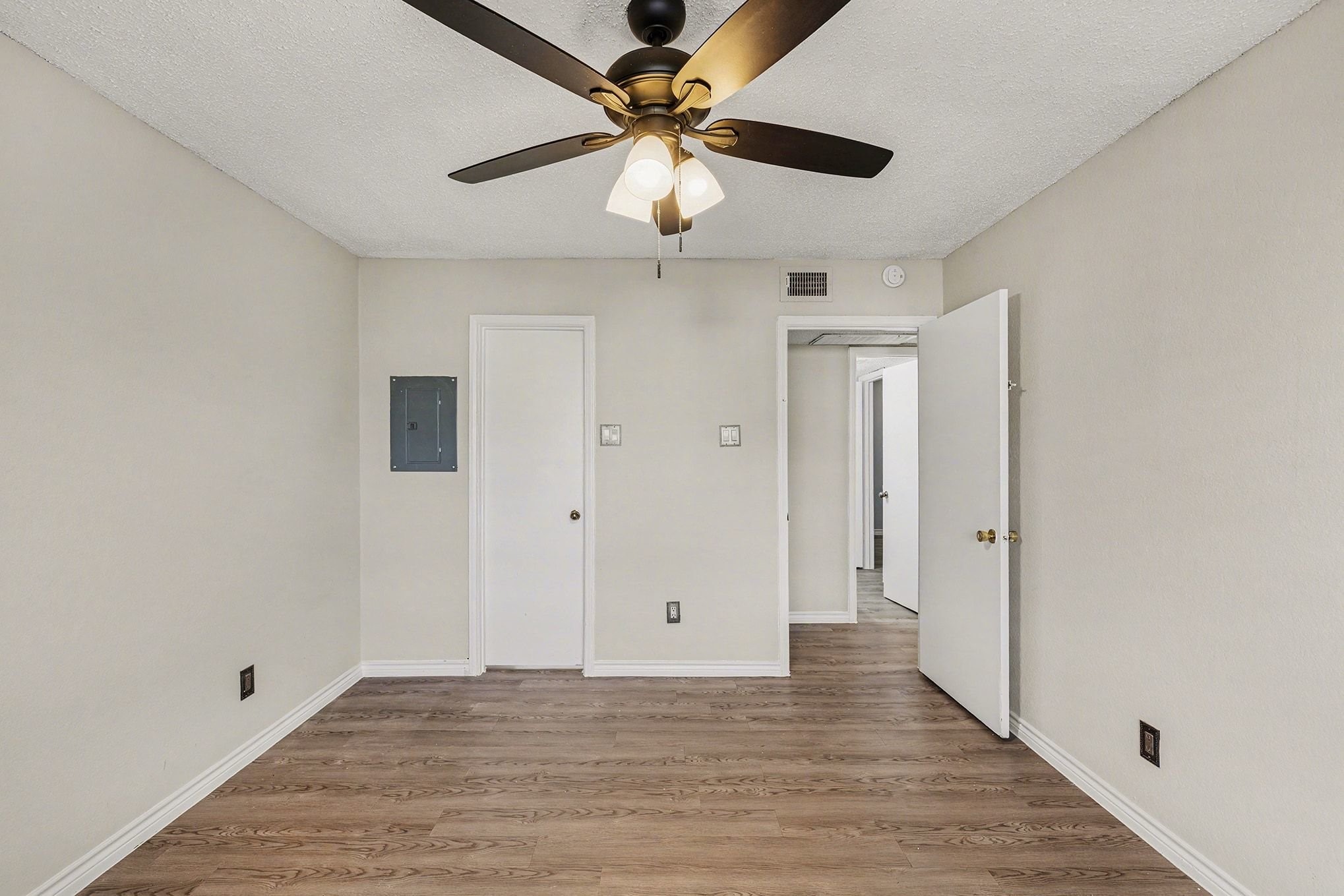 3621 W Northgate Drive Irving TX 75062