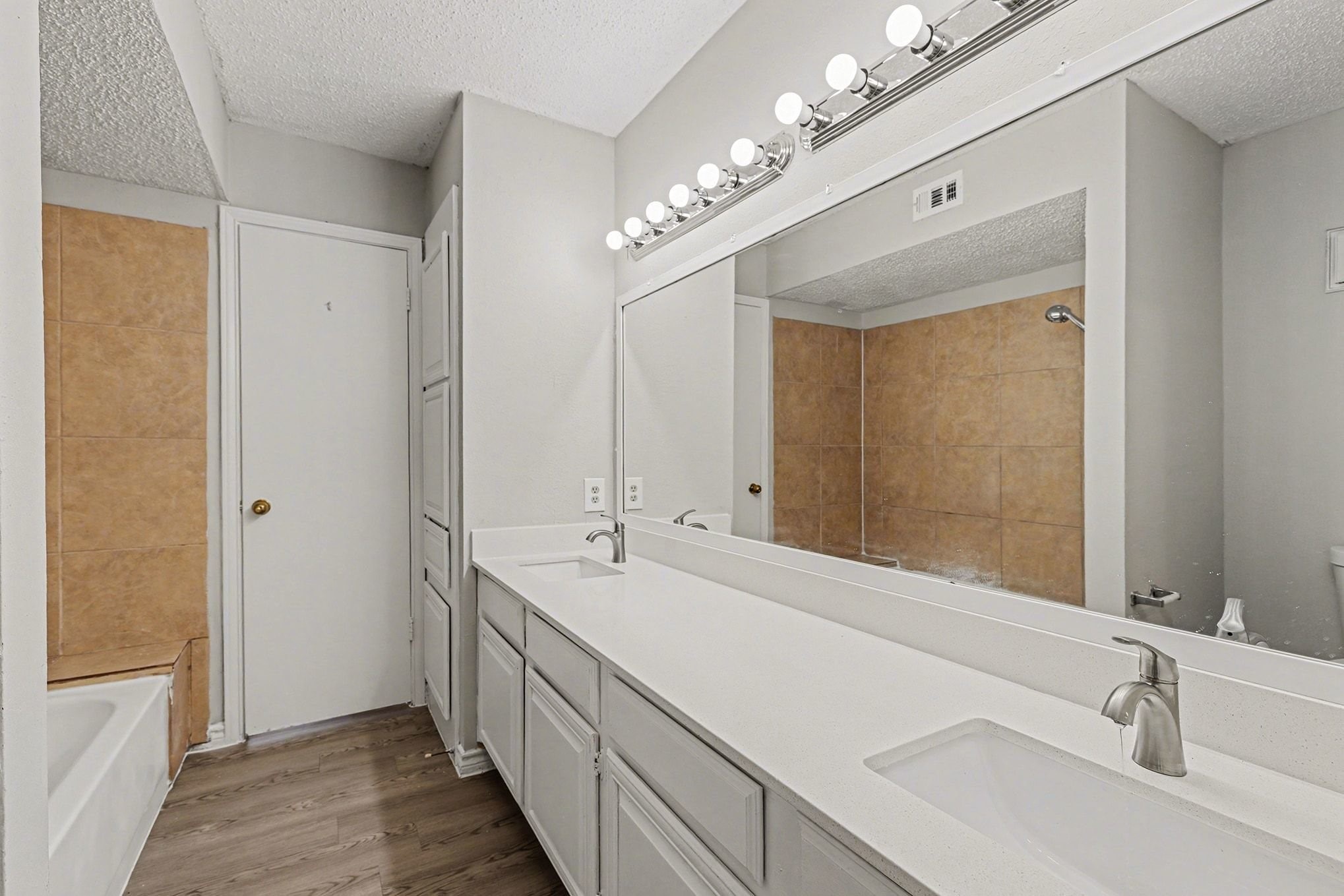 3621 W Northgate Drive Irving TX 75062