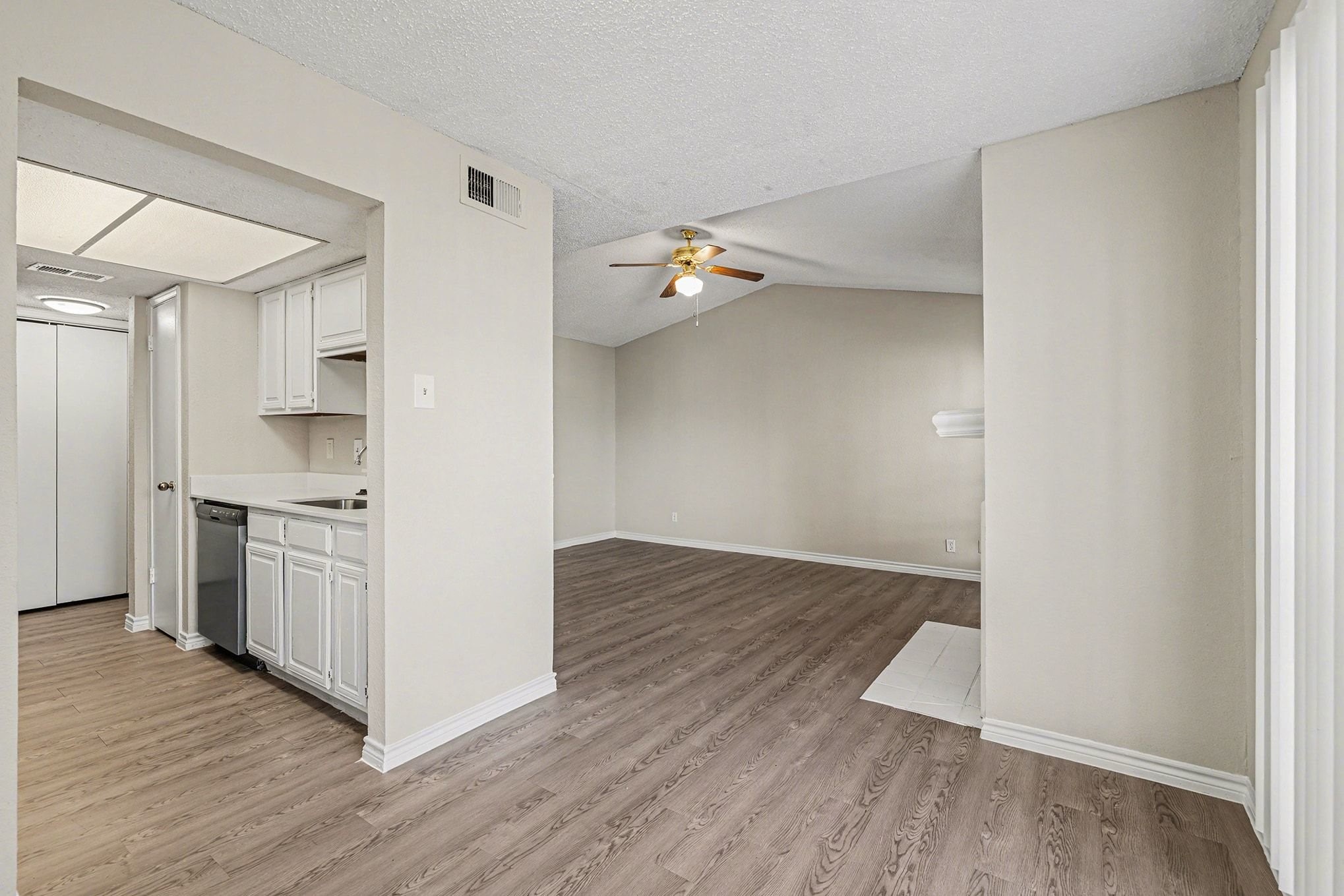 3621 W Northgate Drive Irving TX 75062