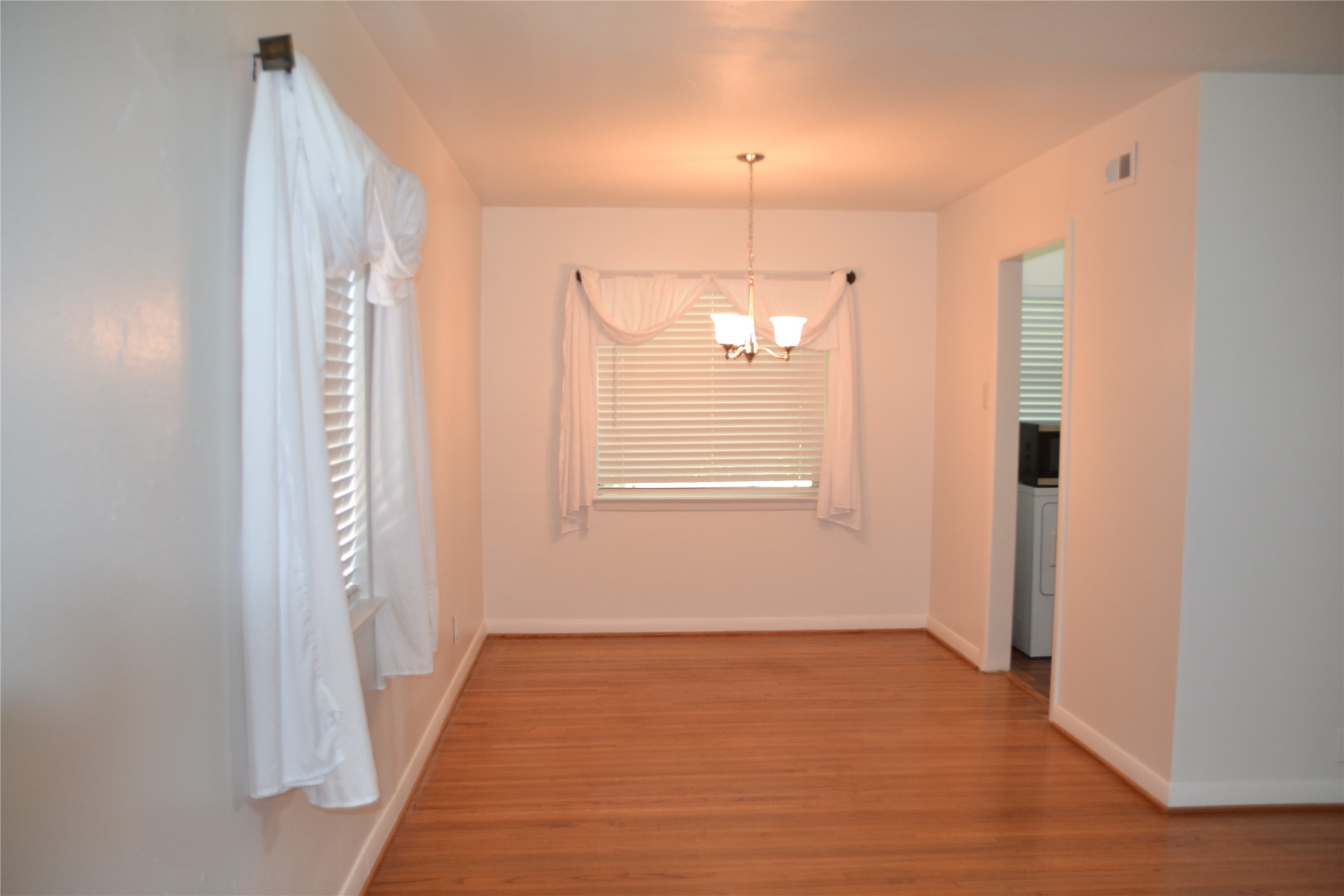 3879 Clover Lane Dallas TX 75220