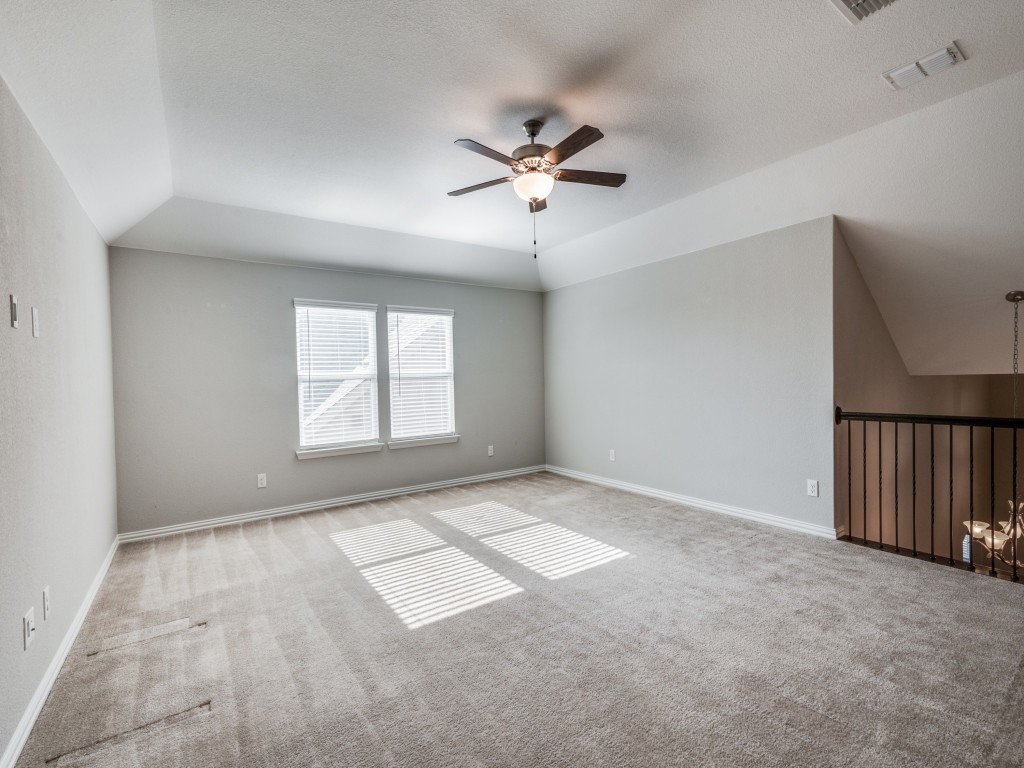 944 Crest Breeze Drive Fort Worth TX 76052