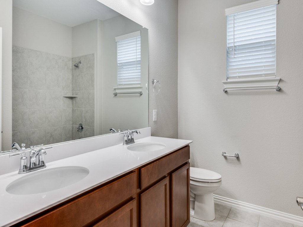 944 Crest Breeze Drive Fort Worth TX 76052