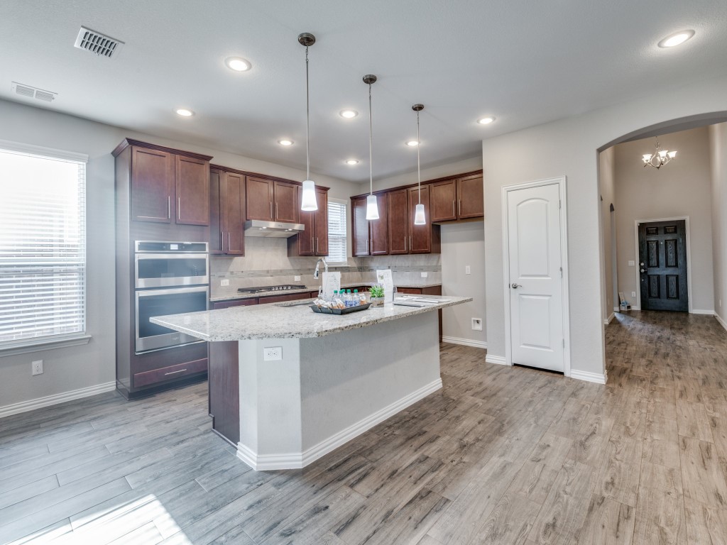 944 Crest Breeze Drive Fort Worth TX 76052