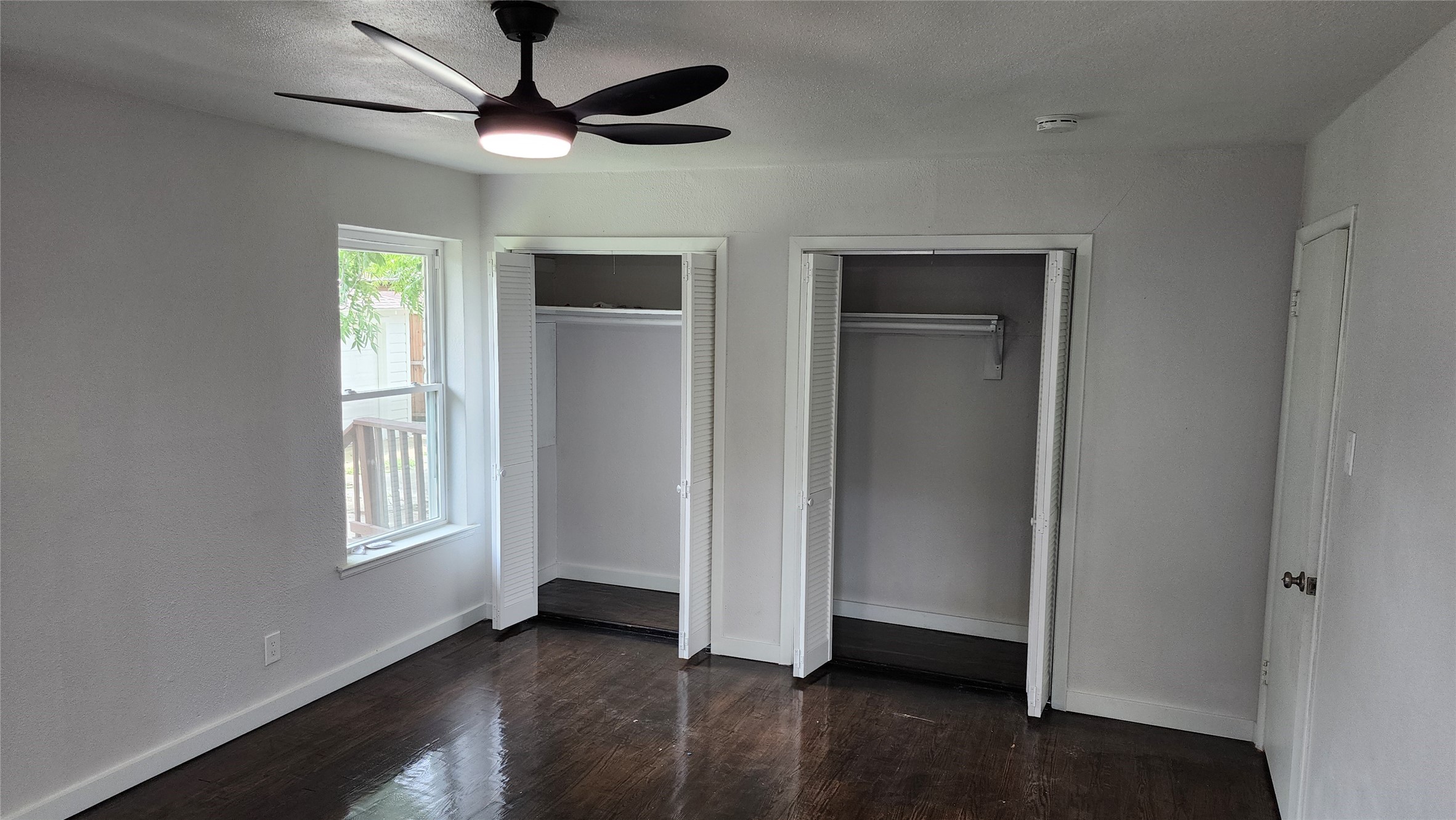 2812 San Medina Avenue Dallas TX 75228