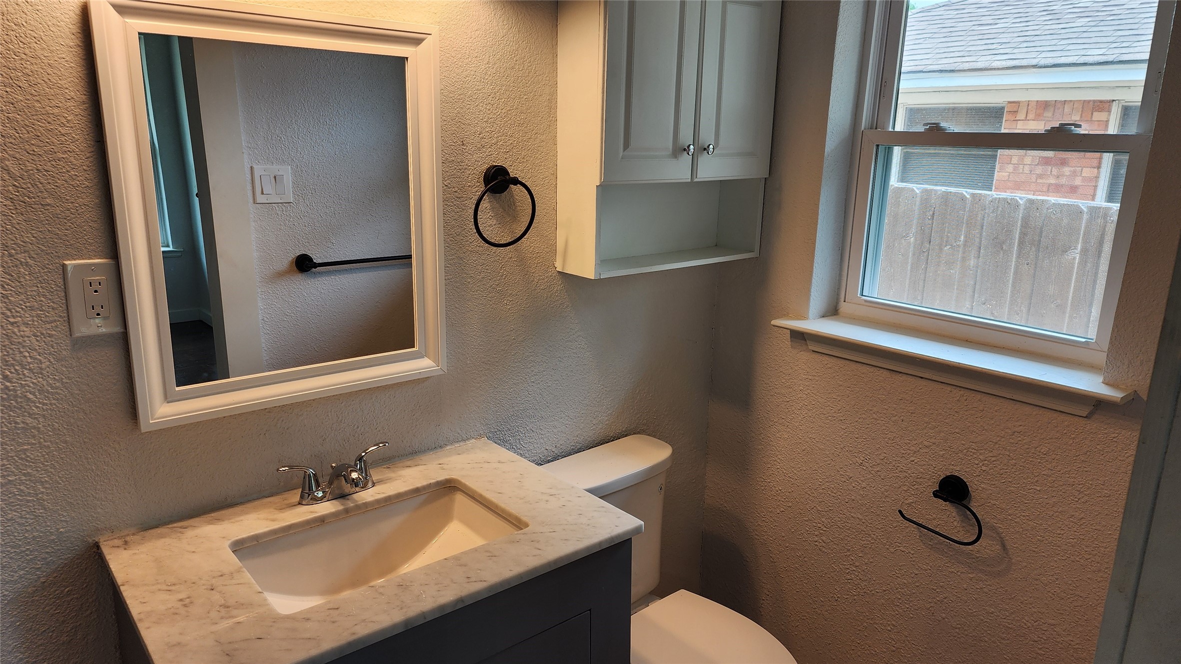 2812 San Medina Avenue Dallas TX 75228