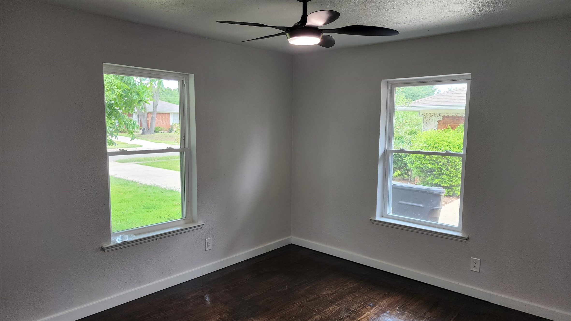 2812 San Medina Avenue Dallas TX 75228