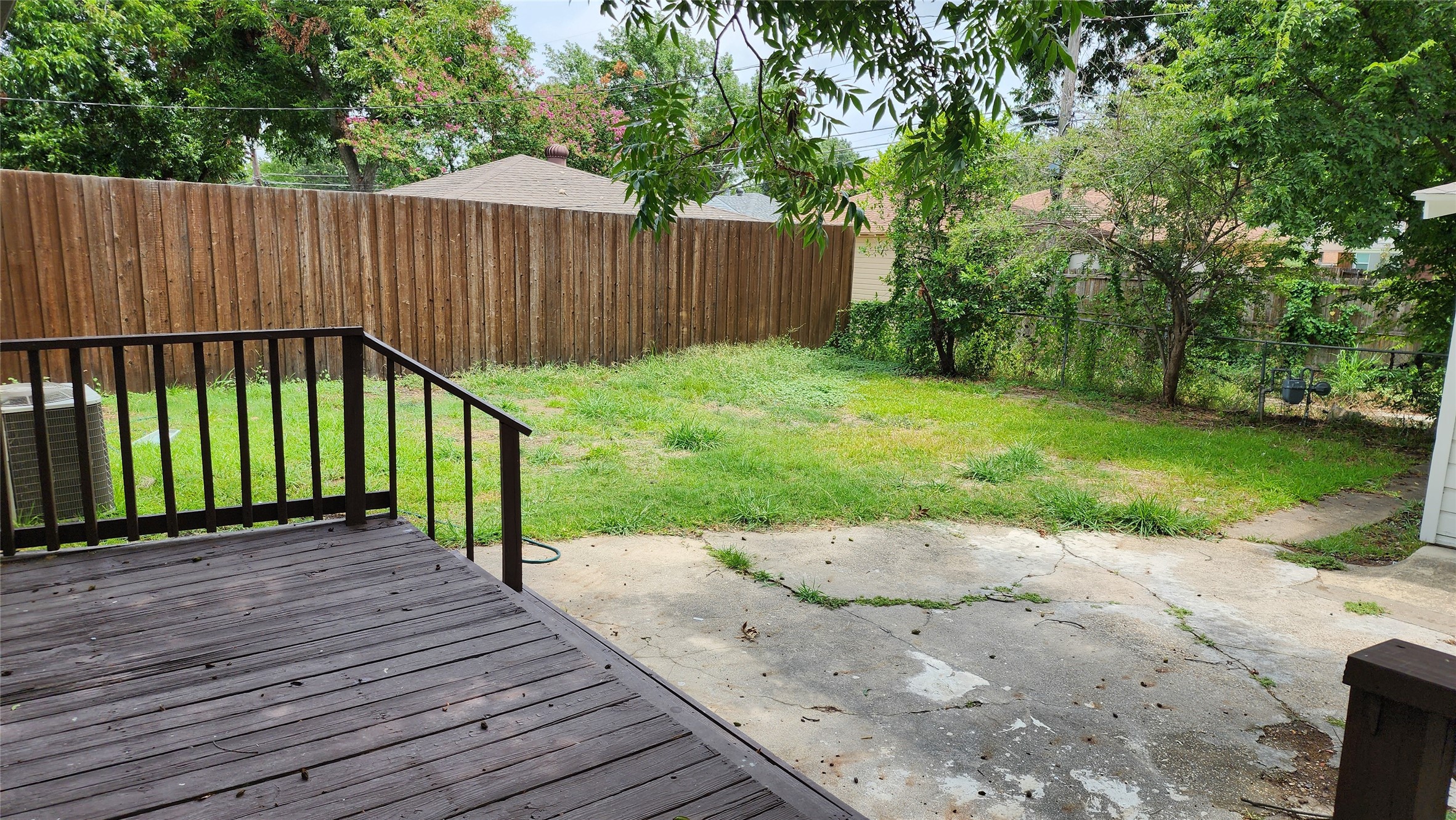 2812 San Medina Avenue Dallas TX 75228