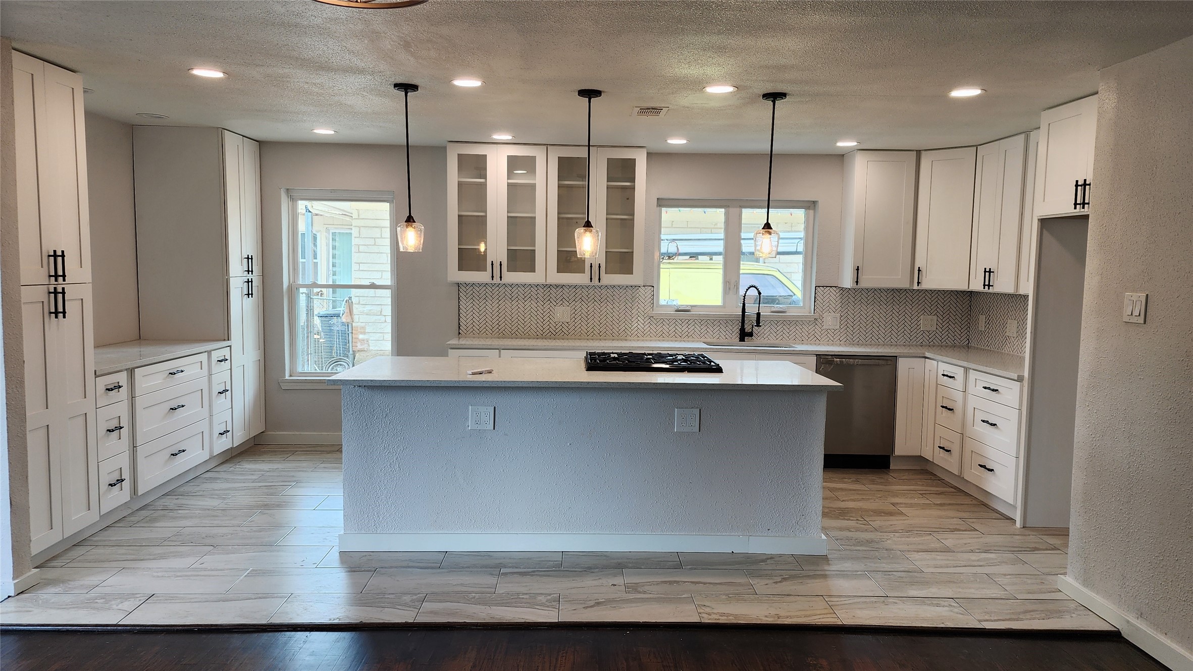 2812 San Medina Avenue Dallas TX 75228