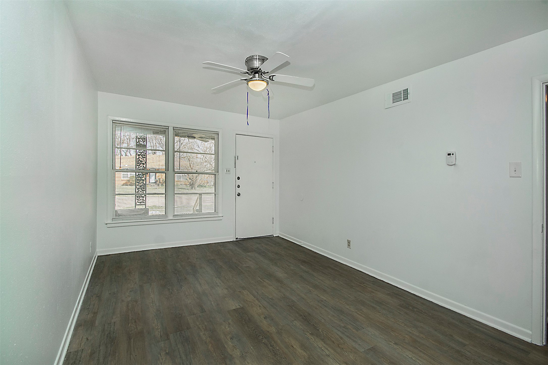 1925 Hilltop Drive Garland TX 75042
