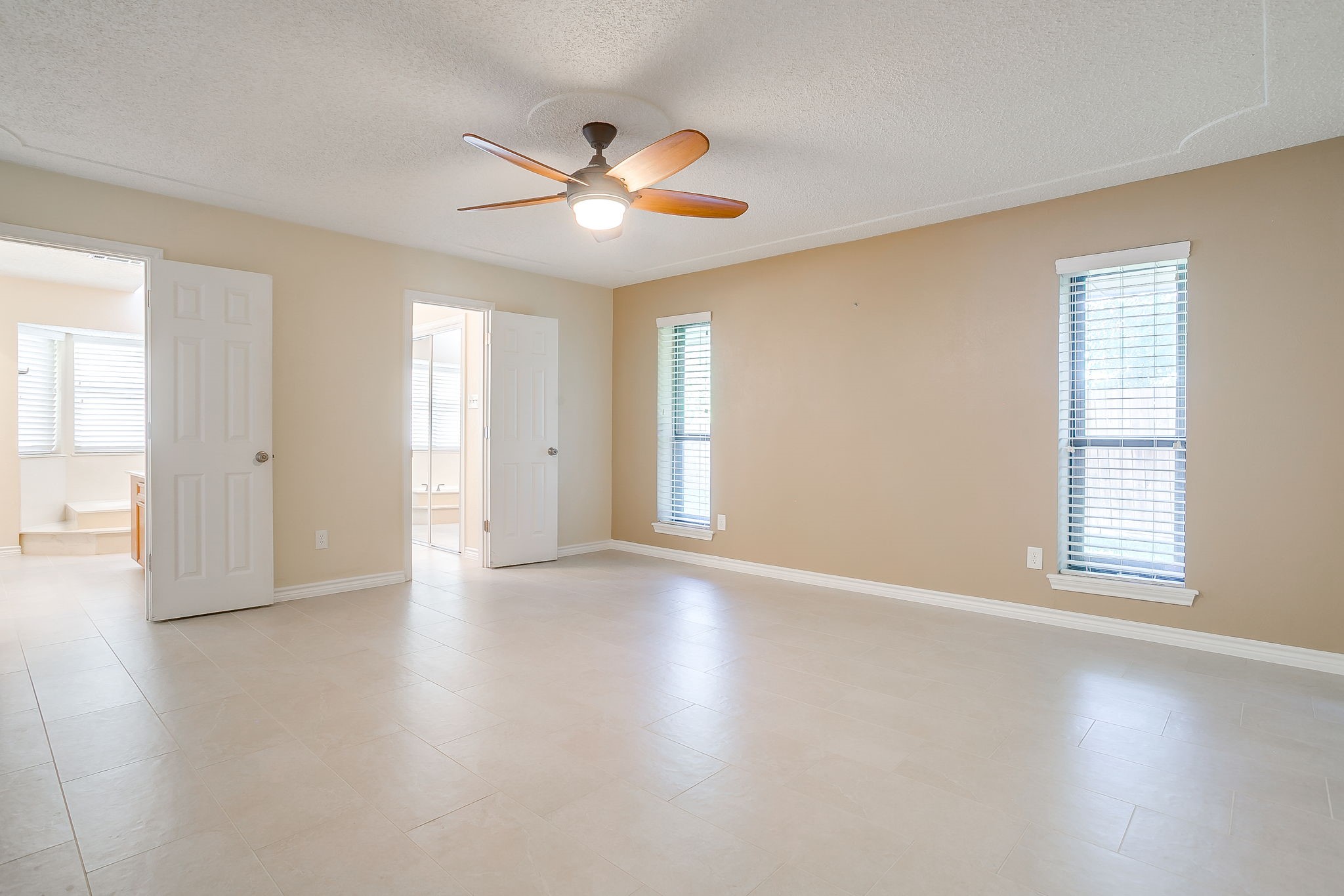 4013 Timberidge Drive Irving TX 75038