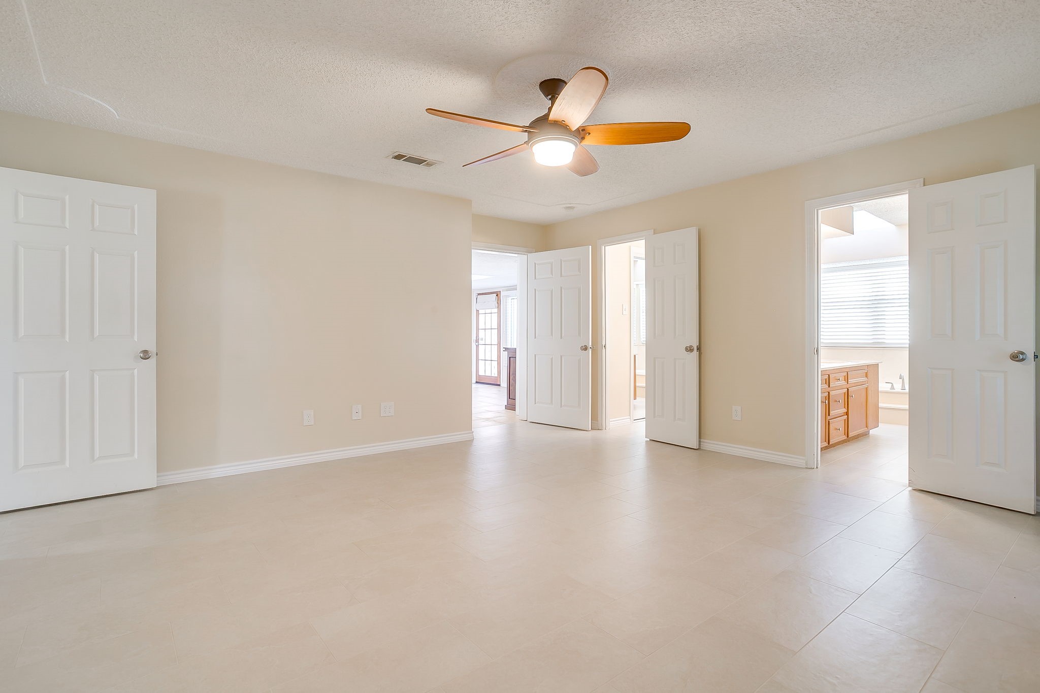 4013 Timberidge Drive Irving TX 75038