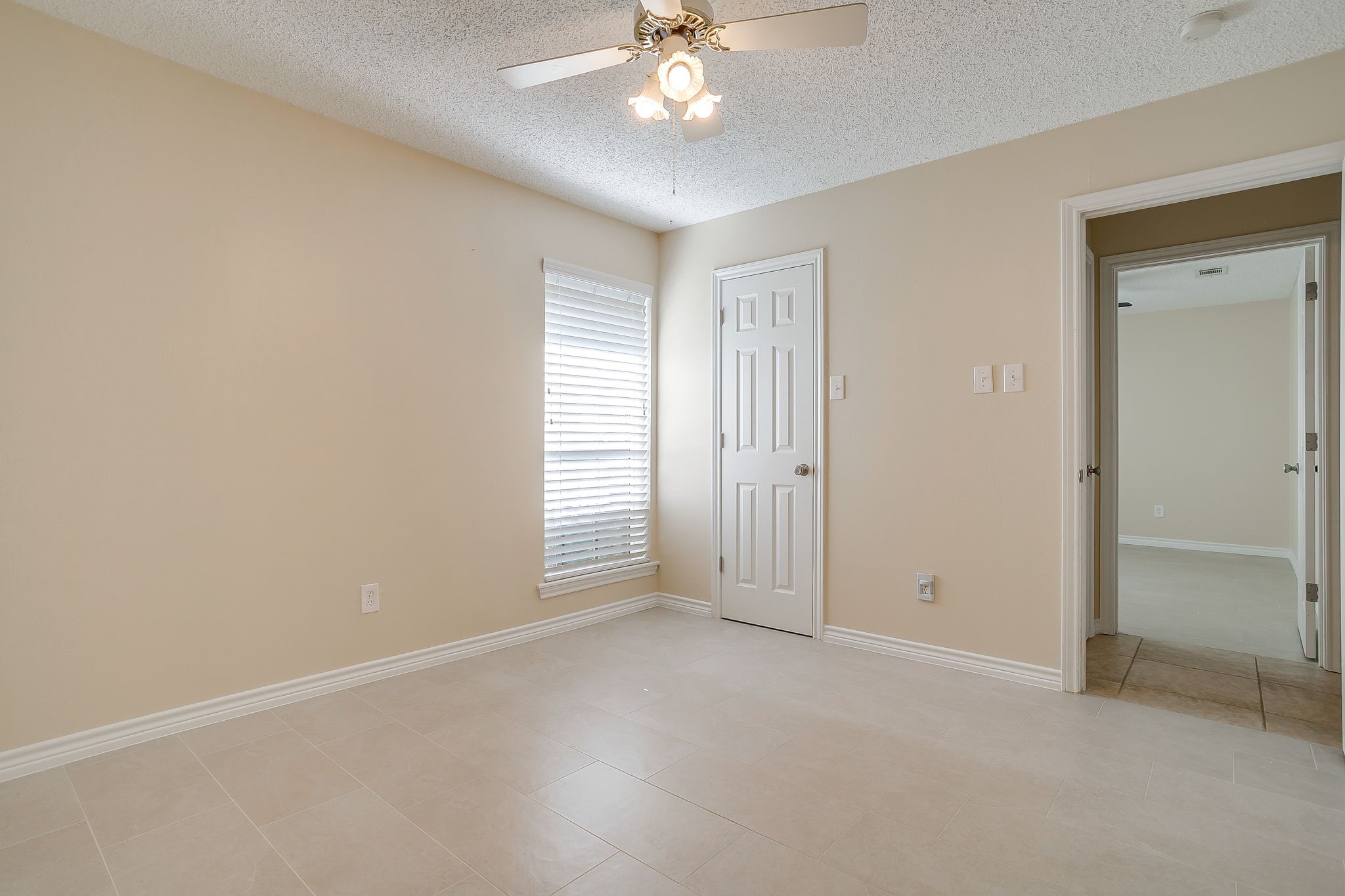 4013 Timberidge Drive Irving TX 75038