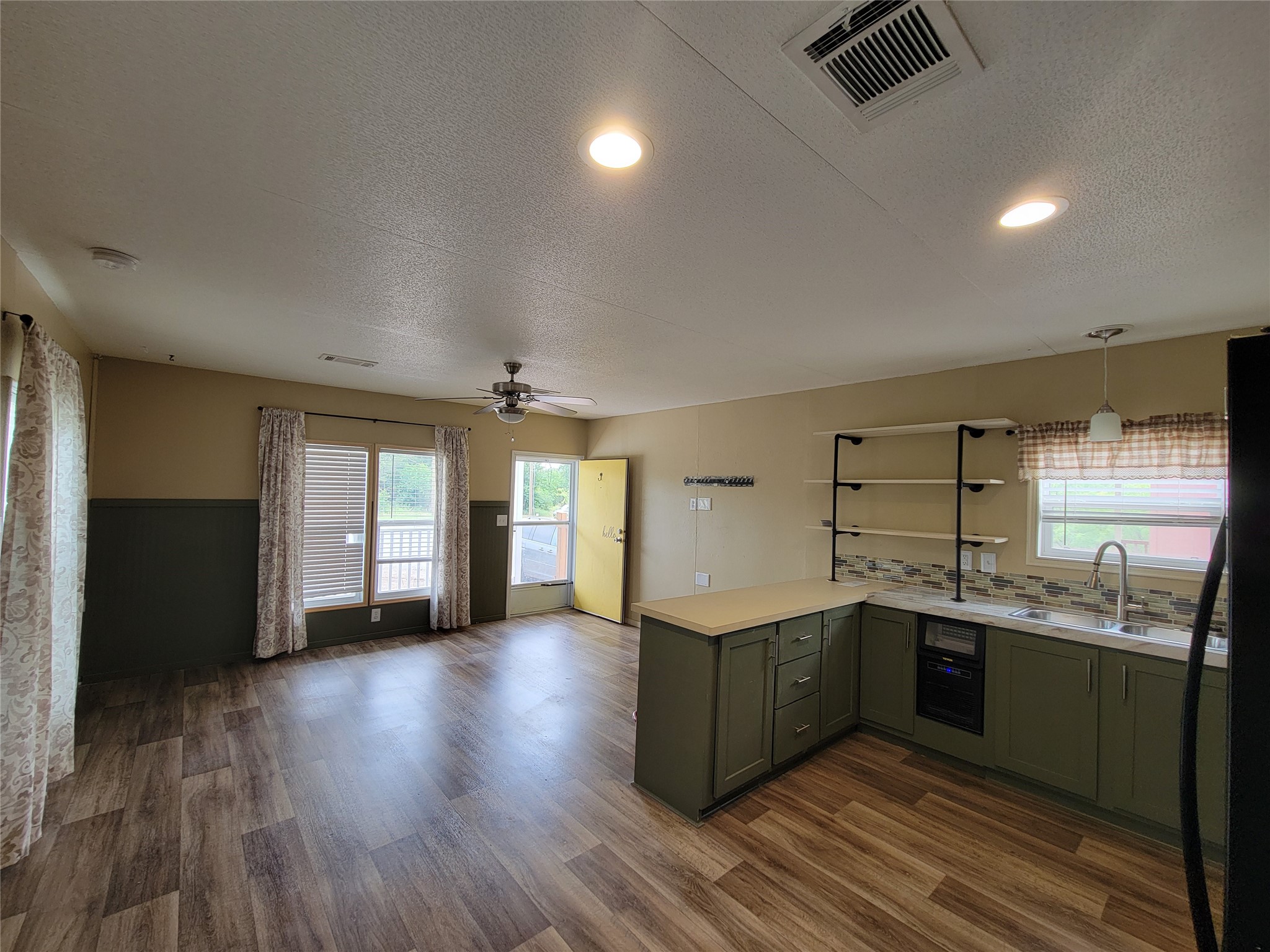 140 Spring Hill Court Runaway Bay TX 76426