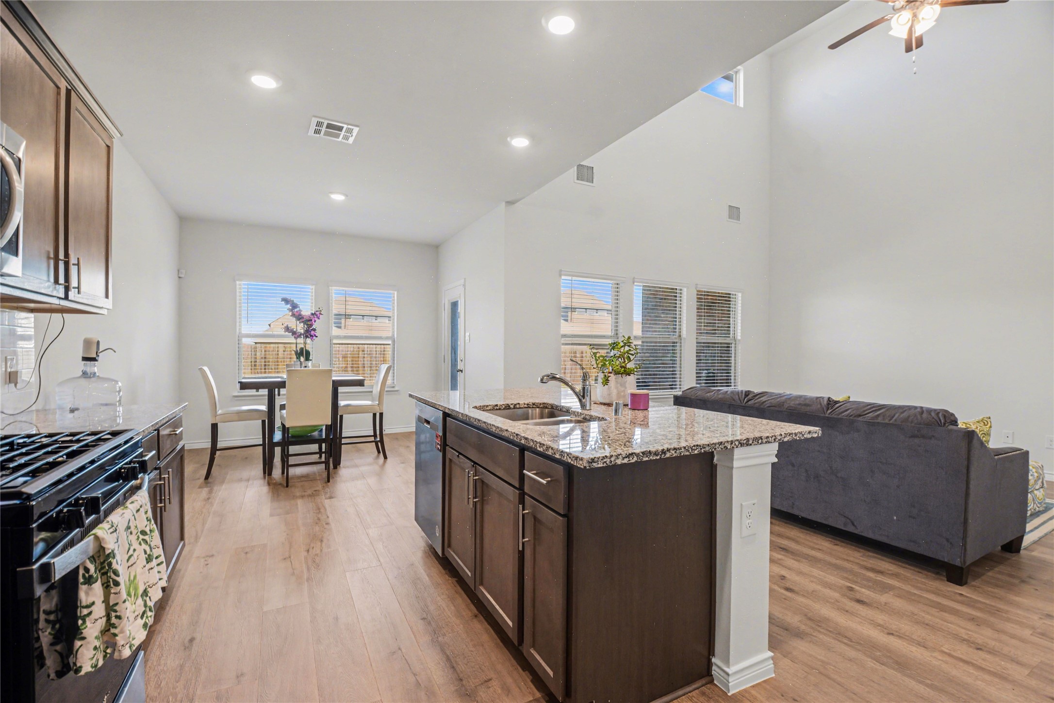1613 Grand Villa Street Princeton TX 75407