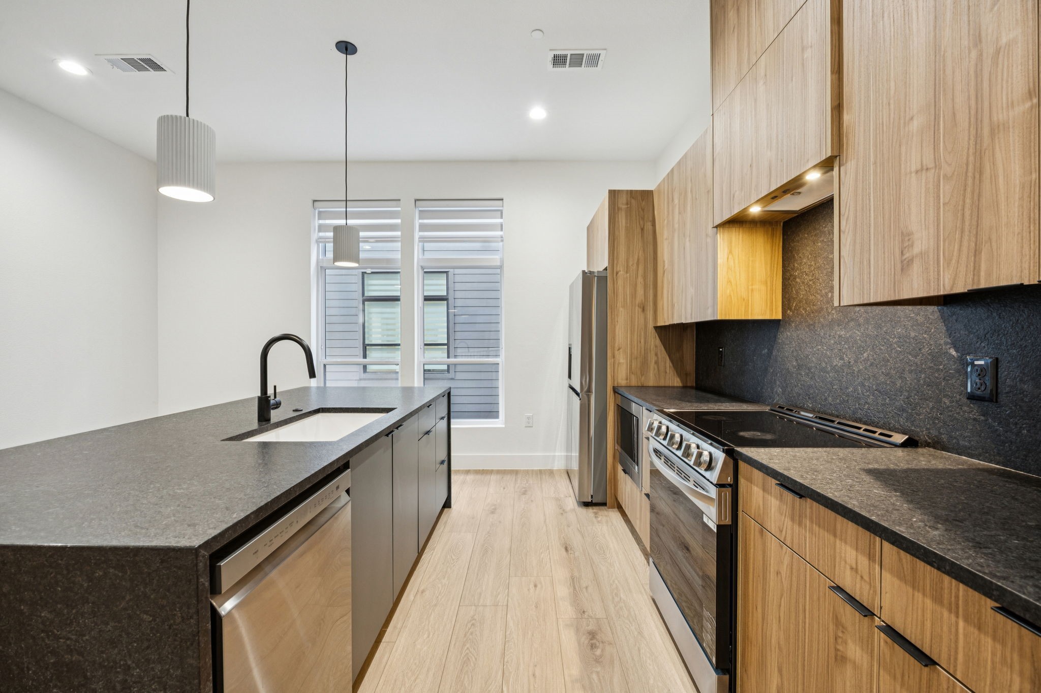 2206 Arroyo Avenue Dallas TX 75219