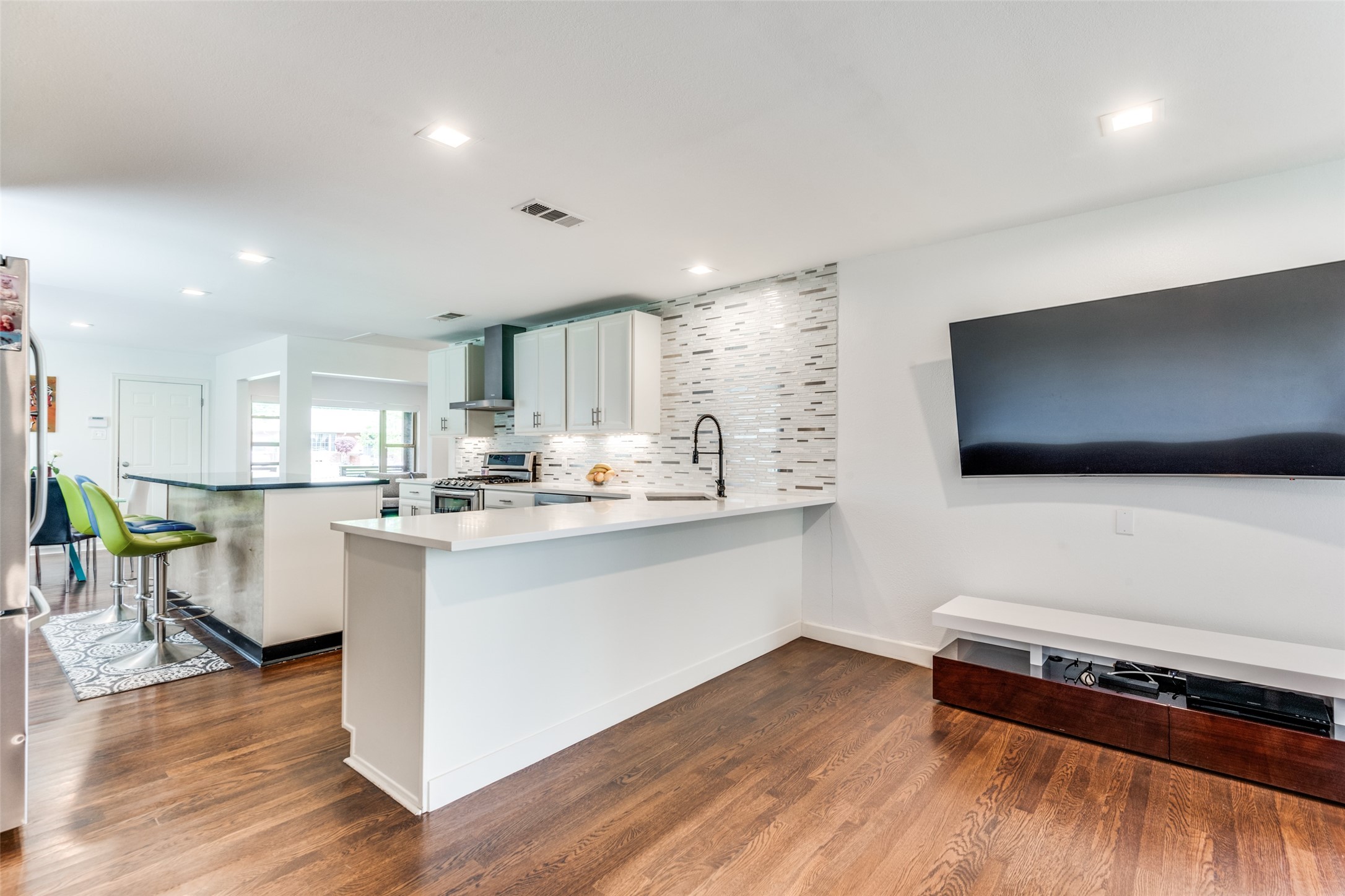 6330 Marquita Avenue Dallas TX 75214