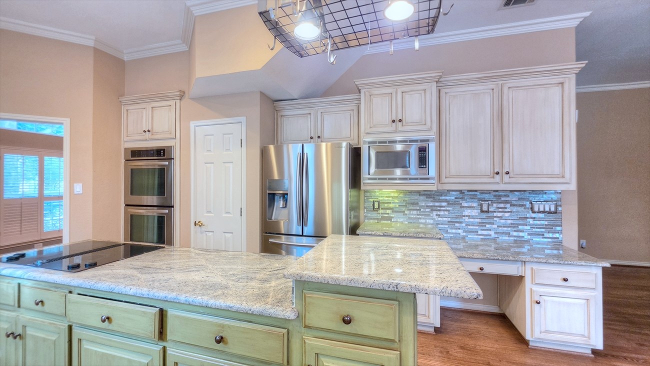 3631 Amber Hills Dr Drive Dallas TX 75287