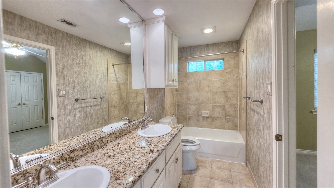 3631 Amber Hills Dr Drive Dallas TX 75287
