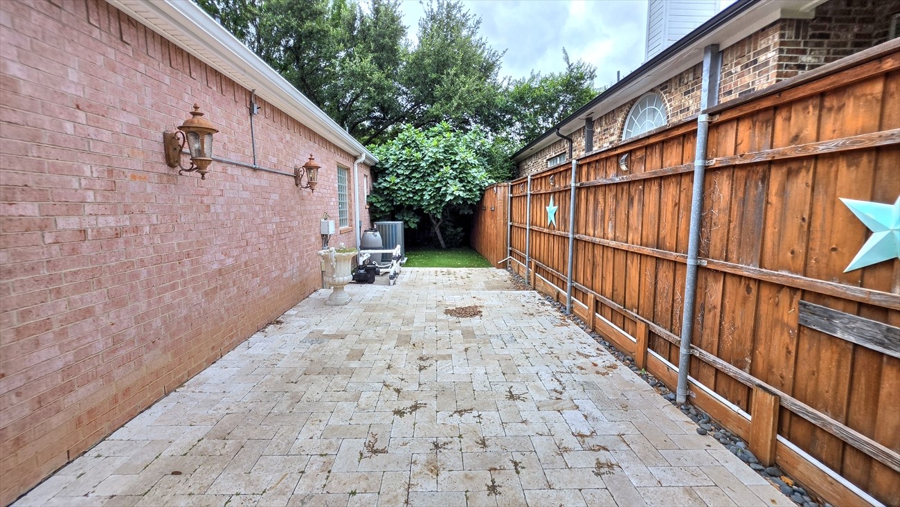 3631 Amber Hills Dr Drive Dallas TX 75287