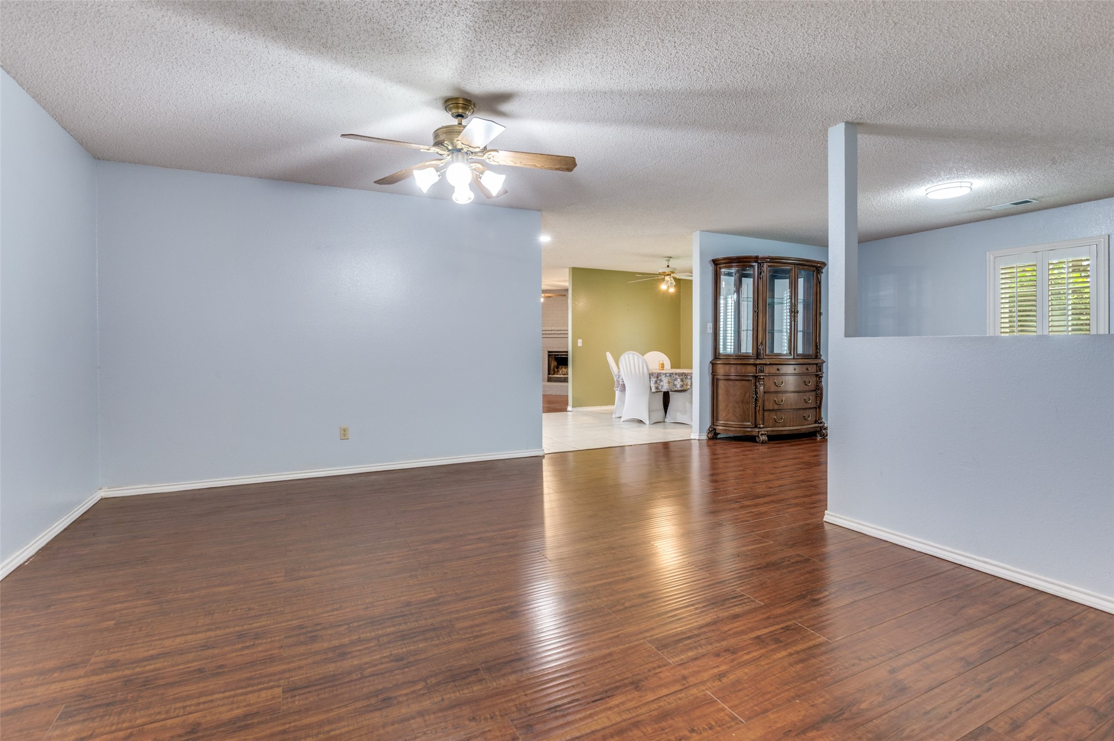 528 Lester Street Lewisville TX 75057