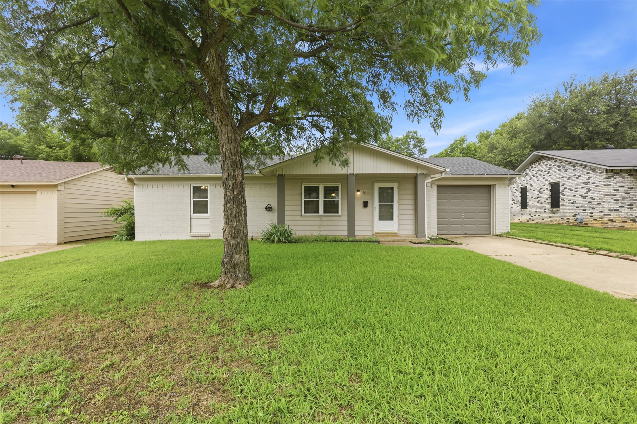 611 Crane Drive Euless TX 76039