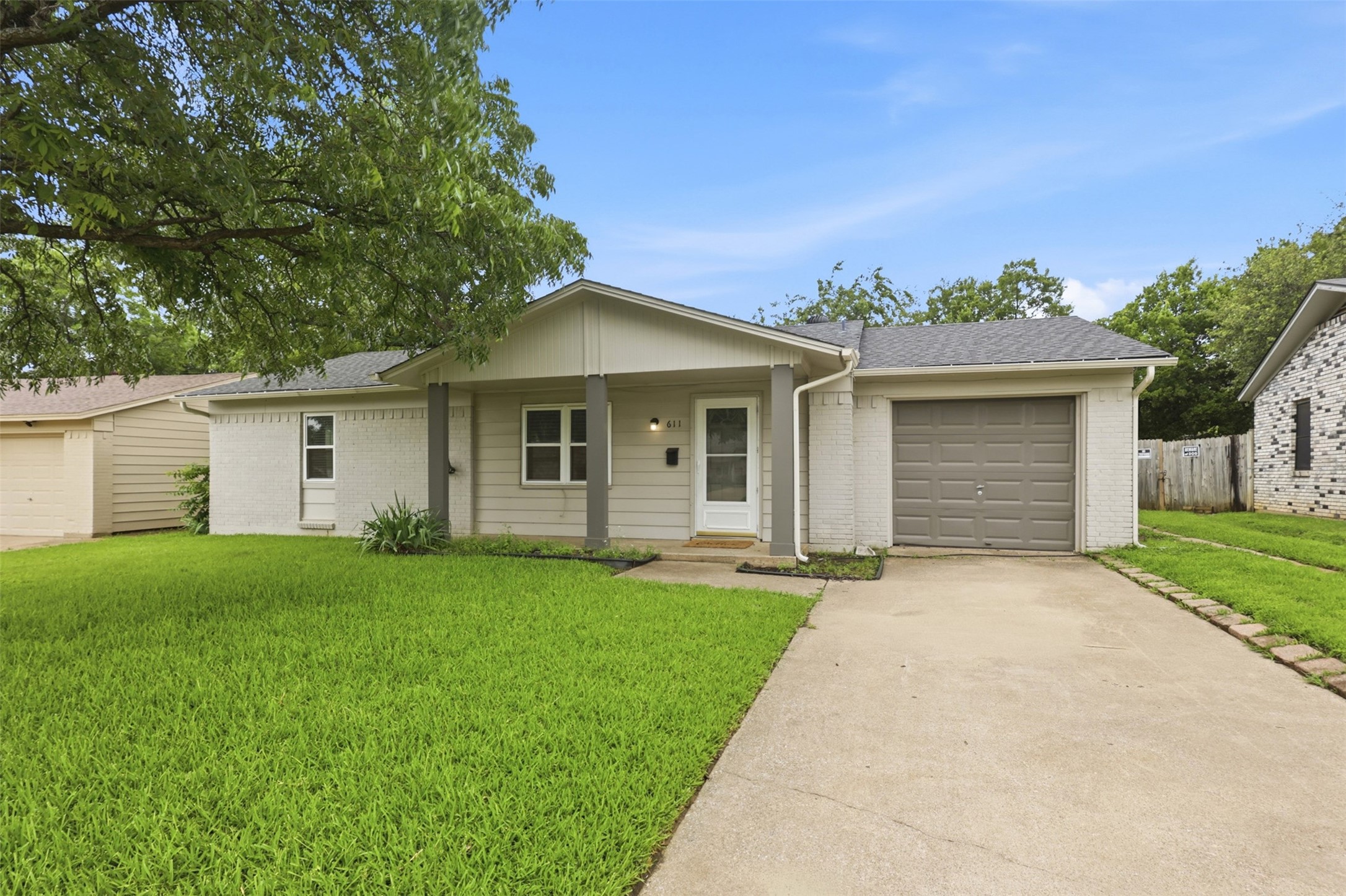 611 Crane Drive Euless TX 76039