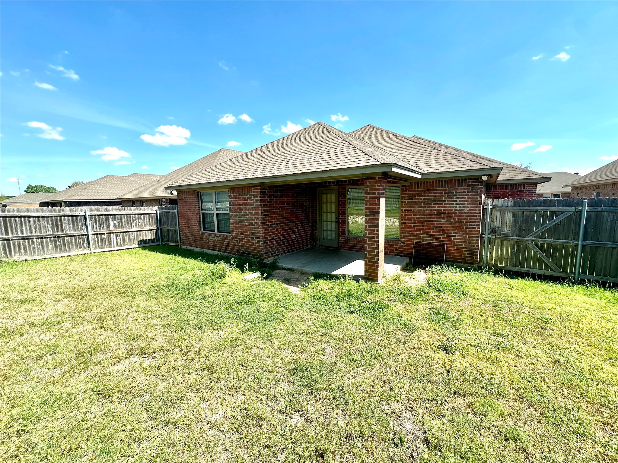 4502 Sapphire Lane Granbury TX 76049