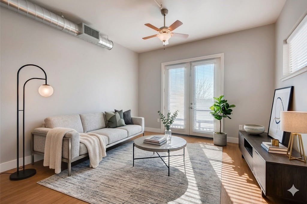 928 Travis Avenue Fort Worth TX 76104